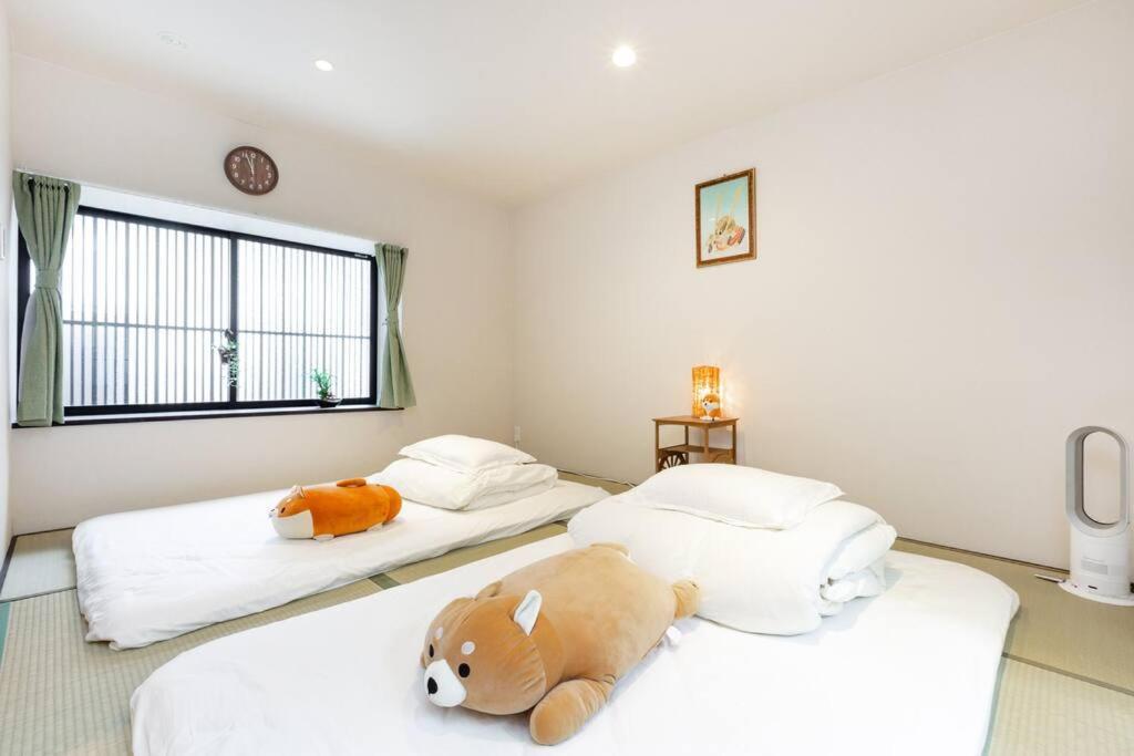 كيوتو ゲストハウス至の宿 Shibainu-Themed Guesthouse المظهر الخارجي الصورة