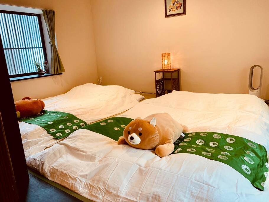 كيوتو ゲストハウス至の宿 Shibainu-Themed Guesthouse المظهر الخارجي الصورة